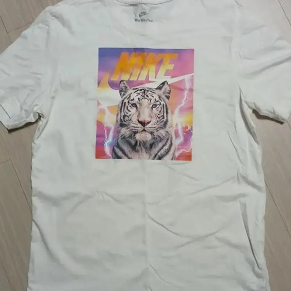 [BUNJANG] Nike Graphic Men's Short Sleeve T-Shirt / 나이키 그래픽 남성 반팔 티셔츠. 나이키 프린트 반팔티.