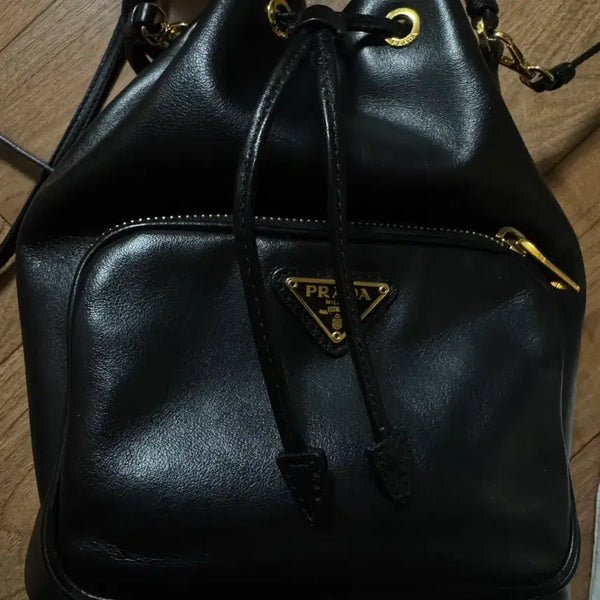 [BUNJANG] Prada Bucket Bag Leather Black / 프라다 복조리 레더 풀박스 블랙 정품