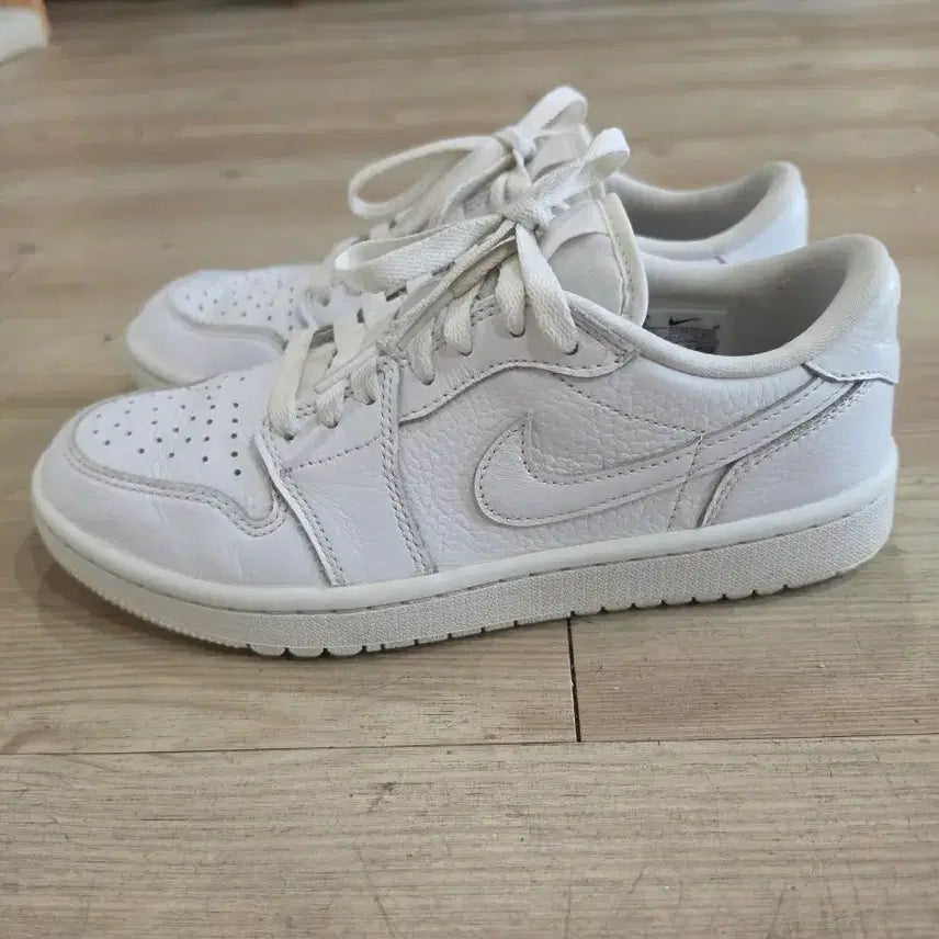 [BUNJANG] Nike Air Jordan 1 Low Golf Shoes White Spikeless 240mm / 나이키골프 에어 조던1 로우 스파이크리스 골프화 240mm