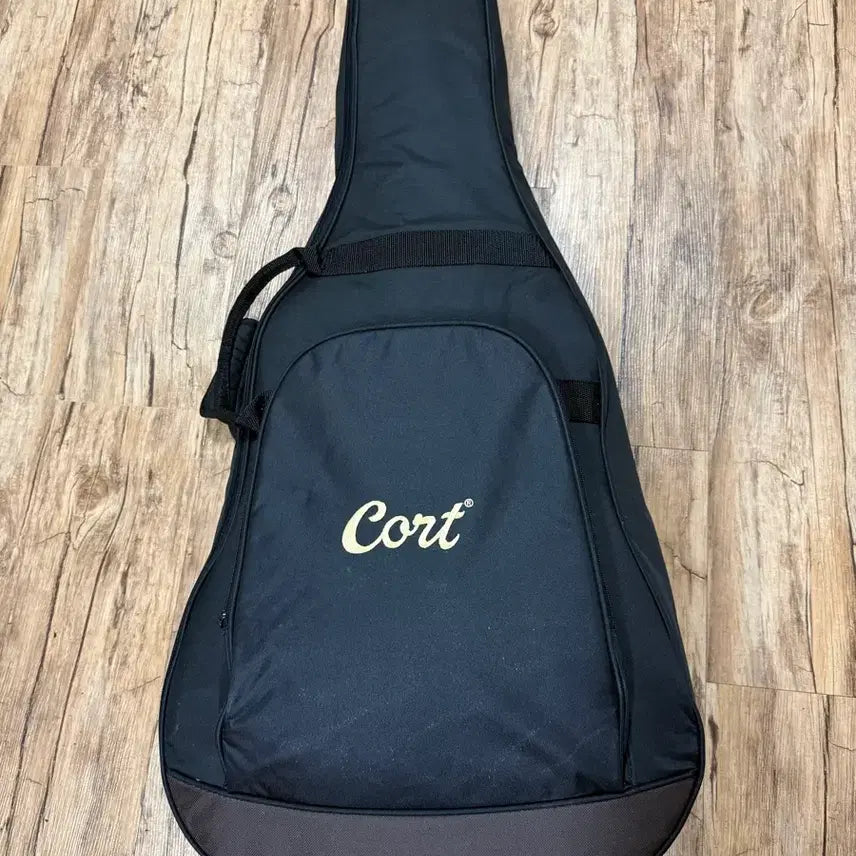 [BUNJANG] Cort Acoustic Guitar Case / 기타