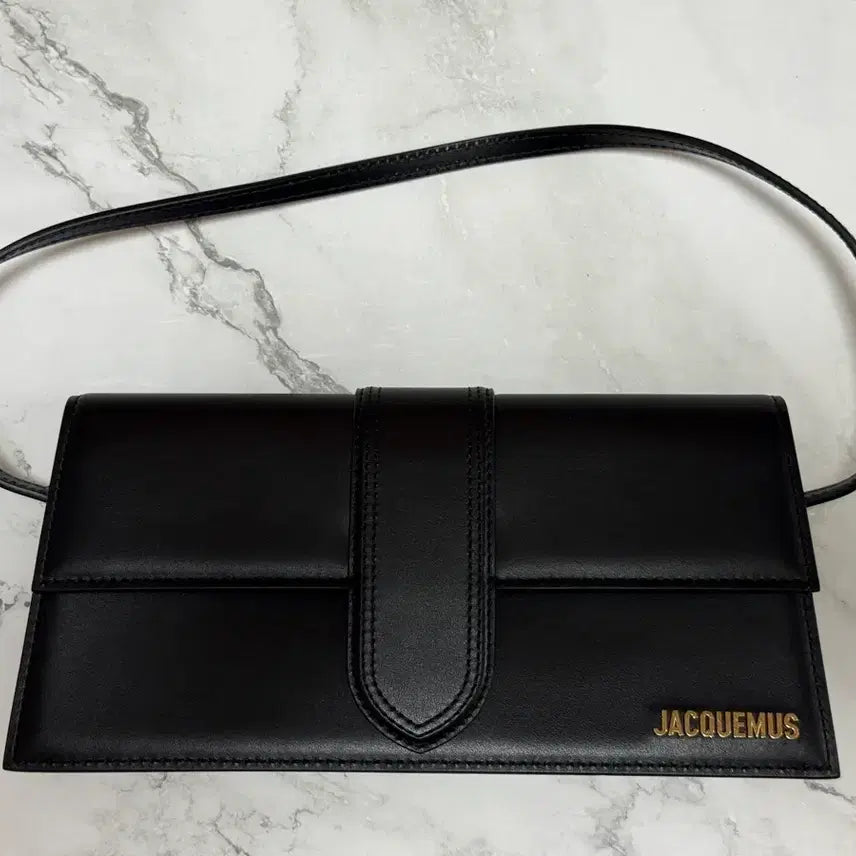 [BUNJANG] Jacquemus Le Bambino Long Shoulder Bag / 자크뮈스 르밤비노 롱 숄더백