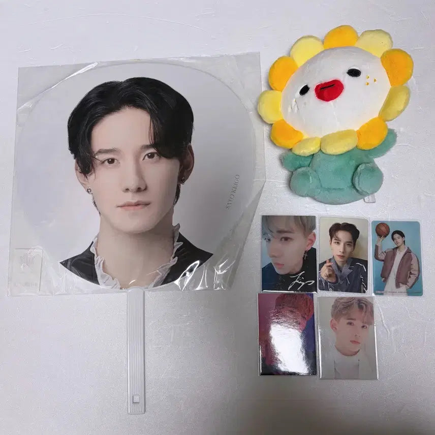 [BUNJANG] JO1 Keigo Goods Set (Fan, Plush, Photocard) / JO1 제이오원 케이고 굿즈 세트 (부채, 인형, 포토카드)