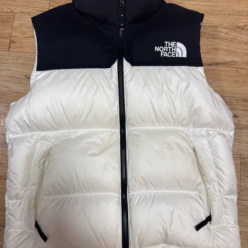 [BUNJANG] The North Face White Label Novelty NUPTSE Down Vest / 노스페이스 화이트 라벨 노벨티 눕시 다운 베스트 패딩 조끼  M