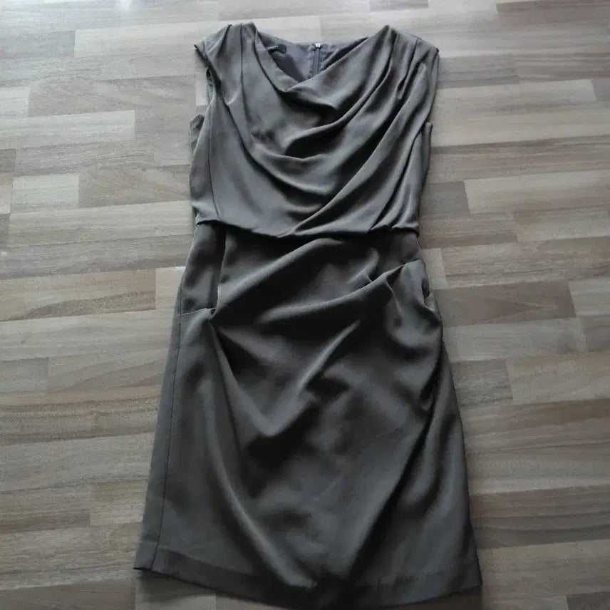[BUNJANG] Jigotte Silk Dress Size 55 / 지고트실크원피스/55사이즈/최상급