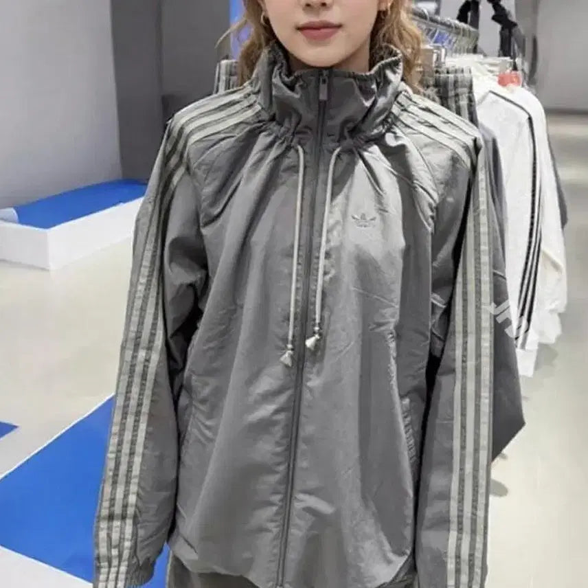 [BUNJANG] Adidas Windbreaker Oversized Fit / 아디다스 바람막이