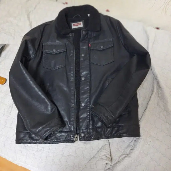 [BUNJANG] Levi's Faux Leather Jacket / 리바이스 자켓 인조가죽