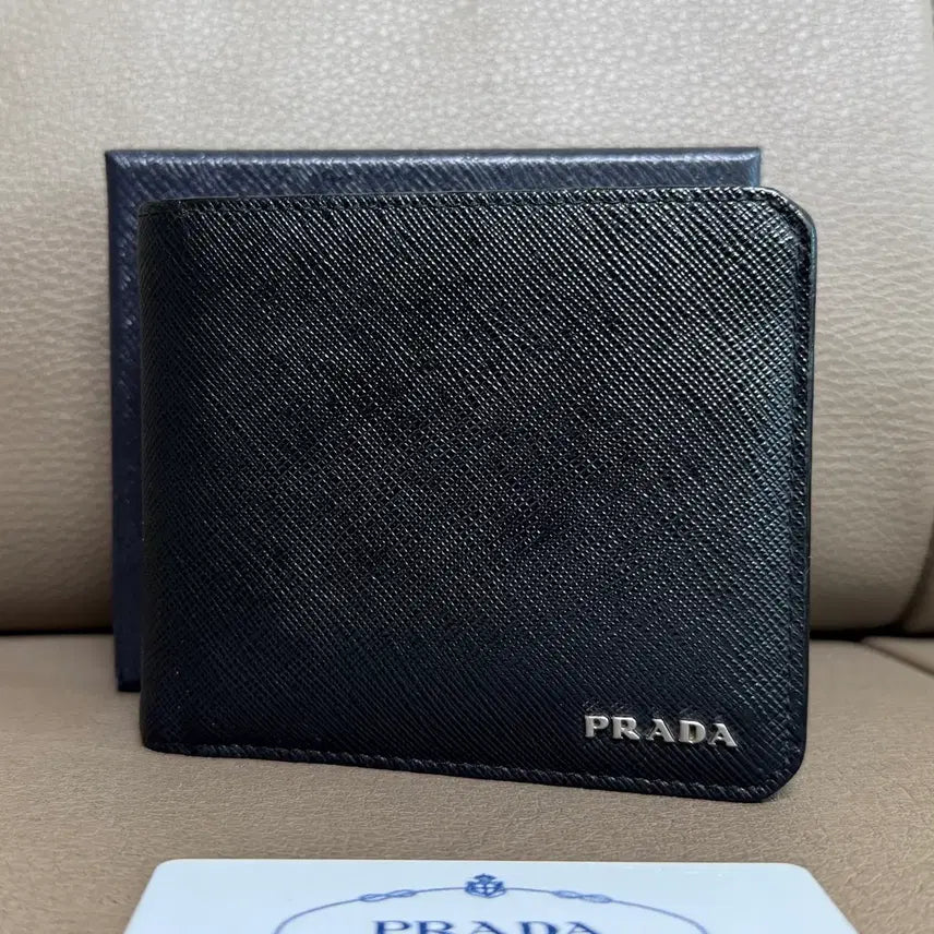 [BUNJANG] Prada Saffiano Metal Logo Corner Bifold Wallet Black / 프라다 사피아노 메탈로고 코너 반지갑 블랙