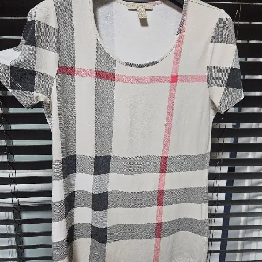 [BUNJANG] Burberry Check Short Sleeve T-Shirt / 버버리 체크 반팔 티셔츠