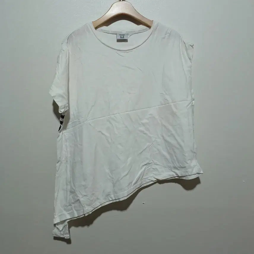 [BUNJANG] Lifework Women's Oversized Asymmetrical Hem T-Shirt / 라이프워크 여성 오버핏 반팔 티셔츠 Free (26A1333)