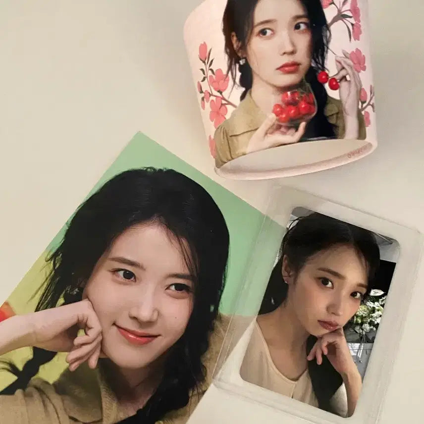 [BUNJANG] IU Official Birthday Cafe Bundle Set Photocard, Postcard, Cup Holder / (~7/5 할인) 아이유 공식 생일카페 특전