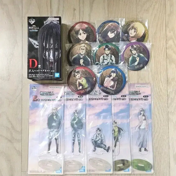 [BUNJANG] Attack on Titan - Resolution at Each Moment D-Prize Magnet & G-Prize Can Badge Set / 진격의거인 쿠지 각자의결의 D상 마그넷+하위상 일괄