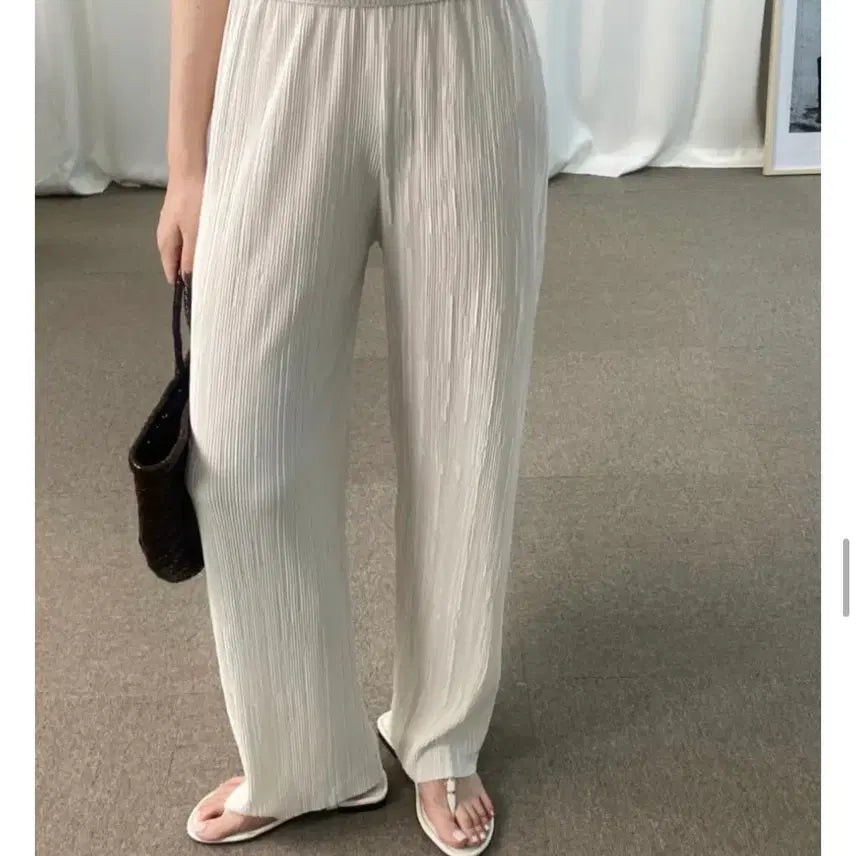 [BUNJANG] LeShour Pleated Pants White / 르쇼어 플리츠 팬츠 화이트