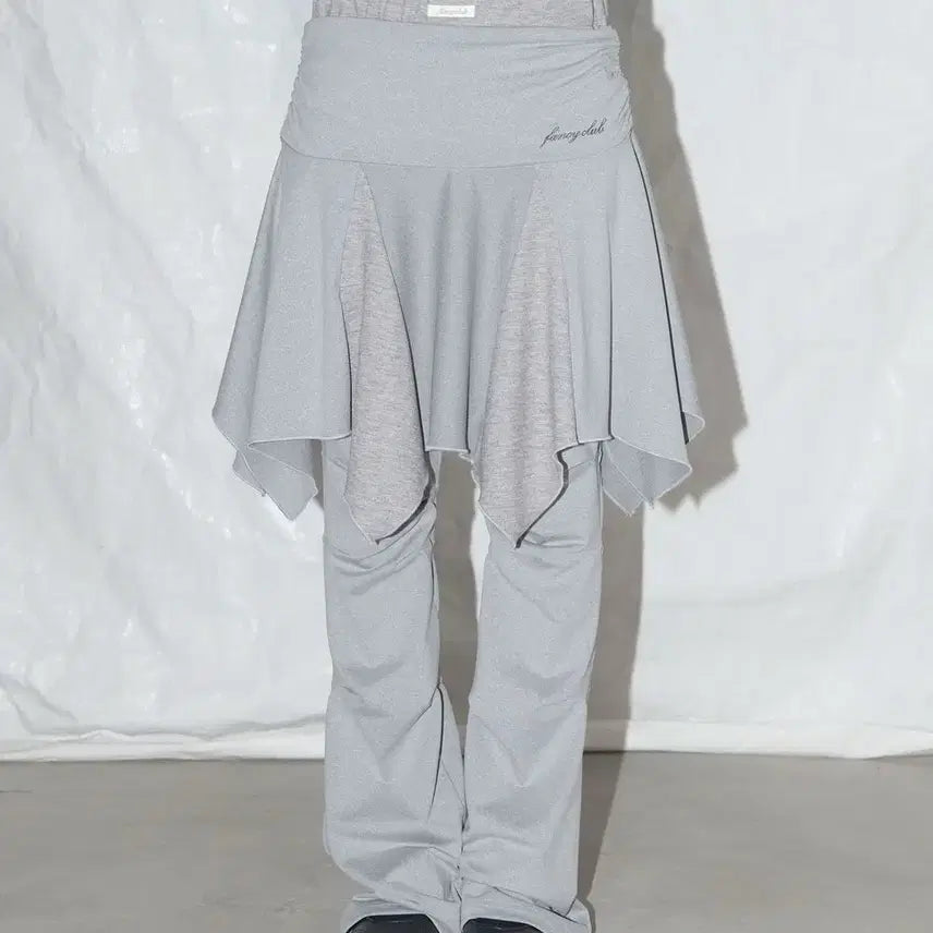 [BUNJANG] Fancy Club Layered Pin-tuck Pants Grey / 팬시클럽 스커트 레이어드 핀턱 팬츠 그레이 F25QD894