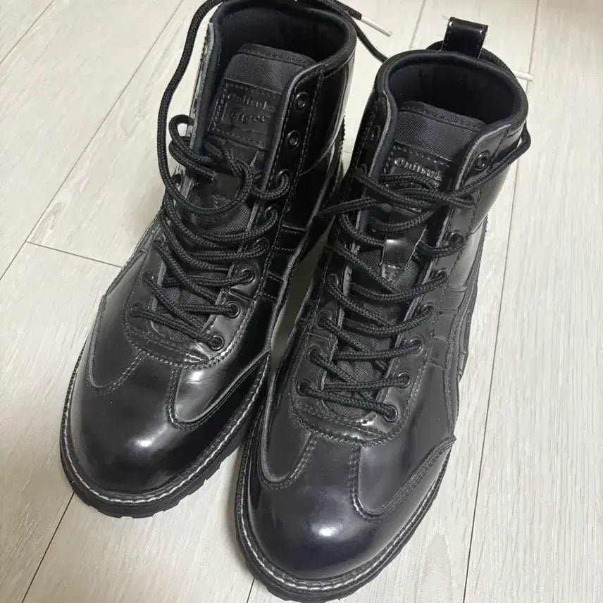 [BUNJANG] Onitsuka Tiger Sneakers Size 230 / 오니츠카타이어 스니커즈 230