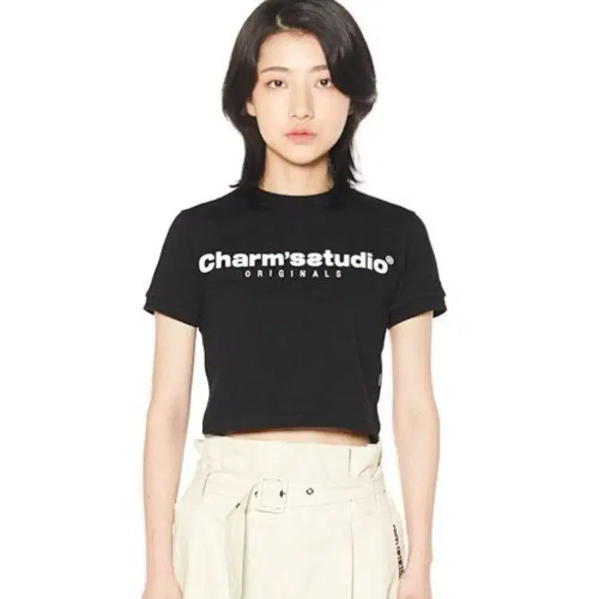 [BUNJANG] CHARMS Studio Basic Logo Crop T-Shirt (Black) / [새상품] 참스 로고 크롭티 (BLACK)