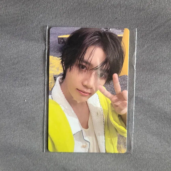 [BUNJANG] TXT Mini Album Vol. 8 'minisode 3: TOMORROW' Weverse Lucky Draw Photocard - Beomgyu / 투바투 미니 8집 가시잠바 위버스 럭드 포카 범규