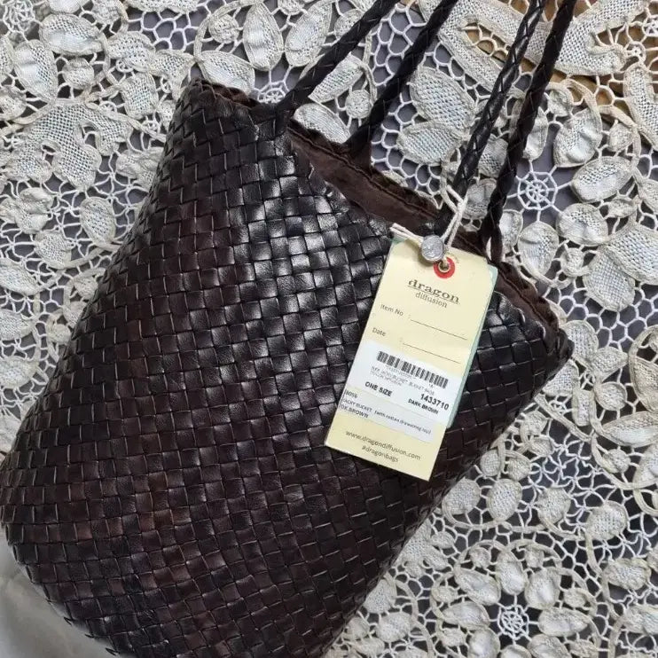 [BUNJANG] Dragon Diffuser Jackie Bucket Bag (Tan Brown) / 드래곤 디퓨져재키 버깃백  (탄브라운)