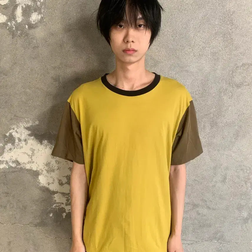[BUNJANG] Marni x Uniqlo Colorblock Short Sleeve T-shirt (Mustard) / 마르니 유니클로 컬러블록 반팔 티셔츠 (Mustard)