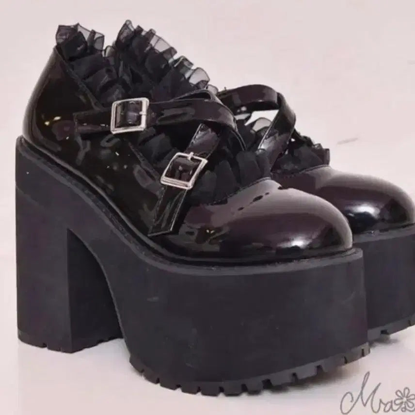 [BUNJANG] MAZZ Platform Chunky Platform Shoes (Size 36/230) / 마즈 통굽 36 양산형 지뢰계 스나계 양지뢰 디마럽 버블즈