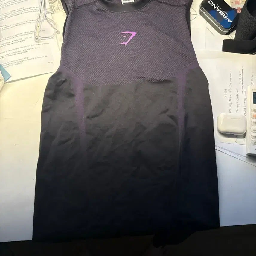 [BUNJANG] Gymshark Onyx Tank Top / 짐샤크 오닉스 탱크