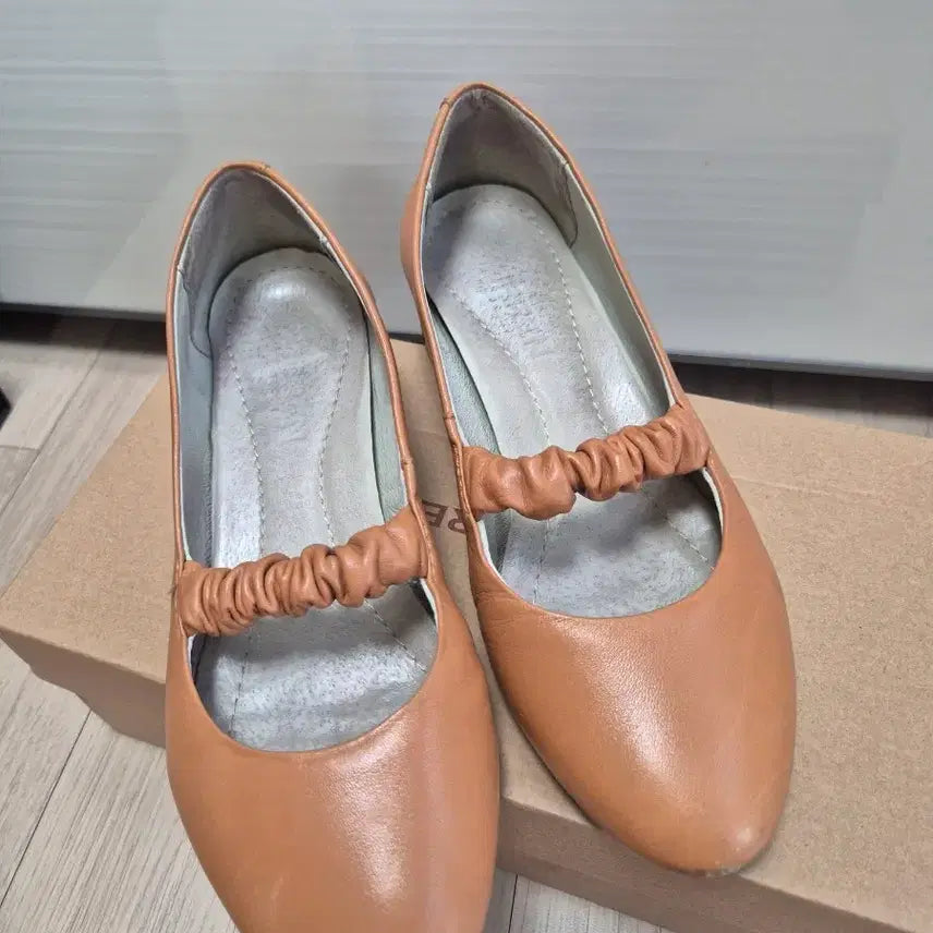[BUNJANG] Kuern Milano 11 Mary Jane Heels (Size 235) / 쿠에른 밀라노11 235사이즈