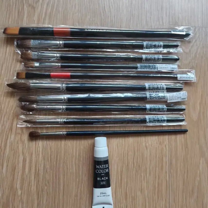 [BUNJANG] Watercolor Brush Set (Flat & Round) - 10pc Bundle / 미사용 마모붓 (평붓/환붓) 10개 일괄