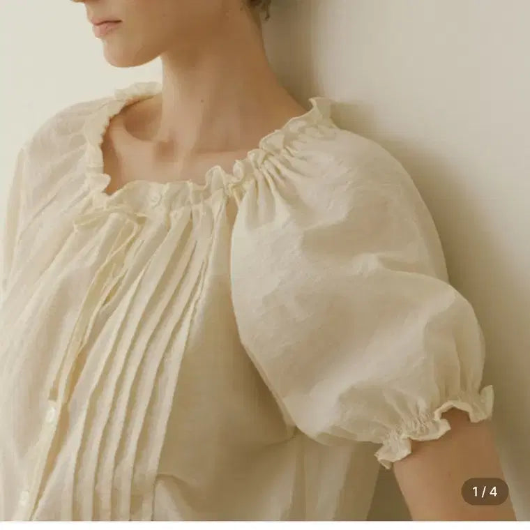 [BUNJANG] Abord Pintuck Puff Blouse - Cream / 어바드 핀턱 퍼프 블라우스_크림