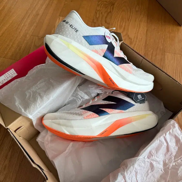 [BUNJANG] New Balance FuelCell SC Elite v4 Sunrise 2E Wide Running Shoes 285mm / 뉴발란스 퓨어셀 SC 엘리트 v4 선라이즈 - 2E 와이드 . 285mm