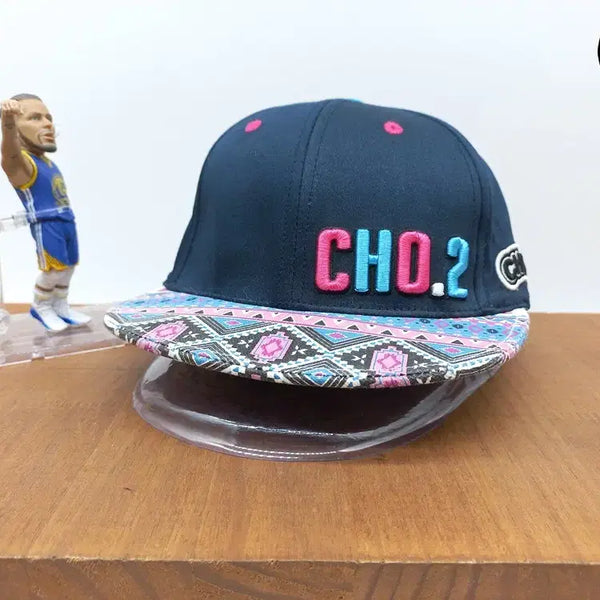 [BUNJANG] NBA x Song Ji-hyo Collaboration Short Brim Snapback Cap (Multi Navy) / NBA 송지효 스냅백 모자 cho.2 멀티 네이비