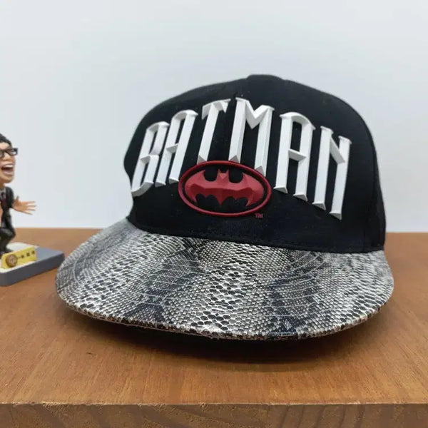 [BUNJANG] WB Batman Black Snapback Hat / WB 배트맨 고급 스냅백 모자 BATMAN 블랙