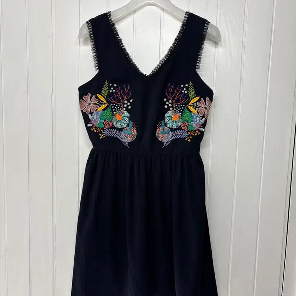 [BUNJANG] JUCY JUDY Embroidered Mini Dress XS / JUCY JUDY 주시주디 자수 원피스 XS(44)  마
