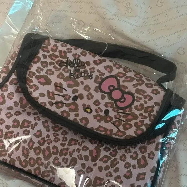 [BUNJANG] Hello Kitty Leopard Print Gya-ru Pouch / 정품 헬로키티 호피무늬 갸루 파우치