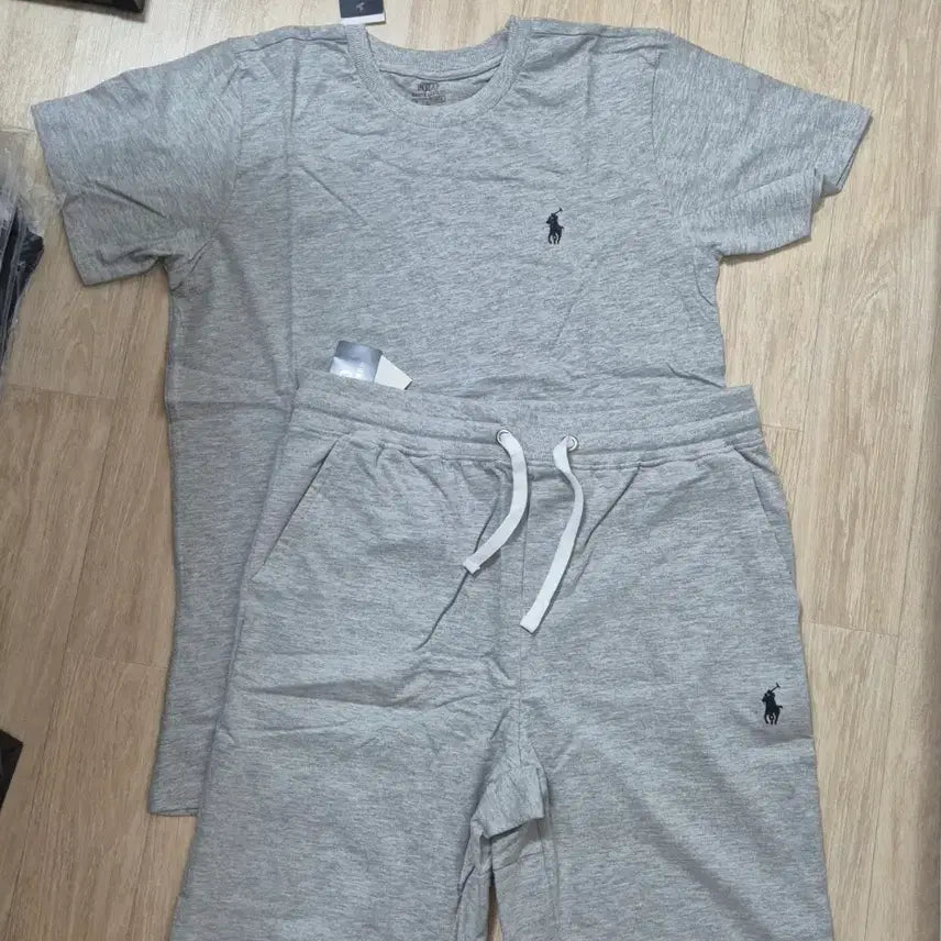 [BUNJANG] Polo Ralph Lauren Grey Short-Sleeve Top & Bottom Set (M) / 폴로 랄프로렌 그레이 반팔 상하의 세트 M(새상품