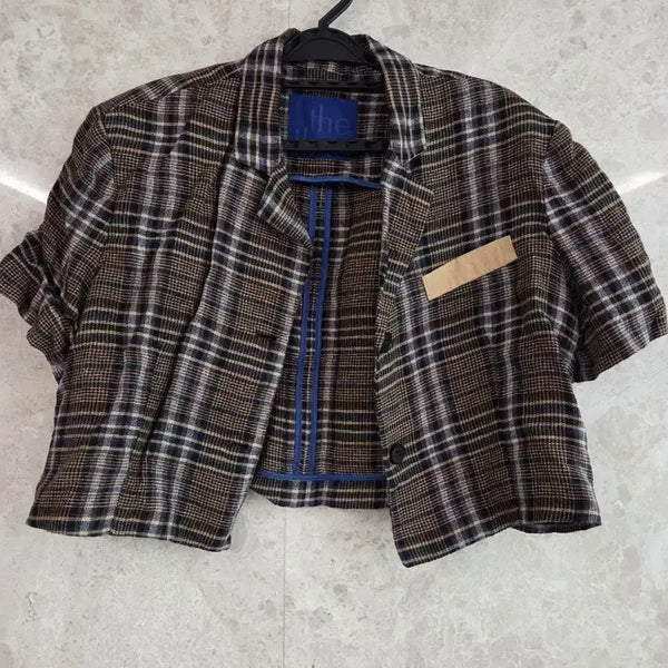 [BUNJANG] The Ilma Linen Check Short Sleeve Cropped Jacket (Size F) / 더 일마 린넨 체크 반팔 크롭 자켓 F사이즈