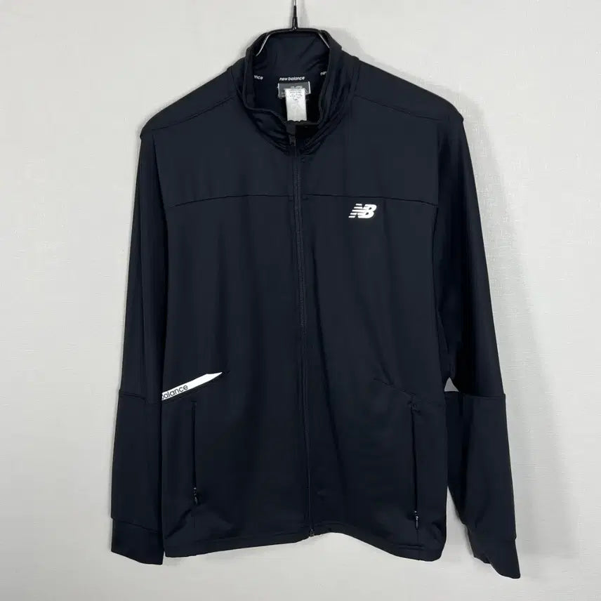 [BUNJANG] New Balance Black Training Jacket Jumper Men's L / 뉴발란스 블랙 트레이닝 자켓 점퍼 남100 L 라덴 빈티지