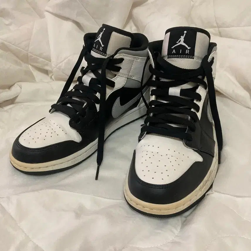 [BUNJANG] Air Jordan 1 Mid White Shadow / 조던 1 미드 화이트 쉐도우