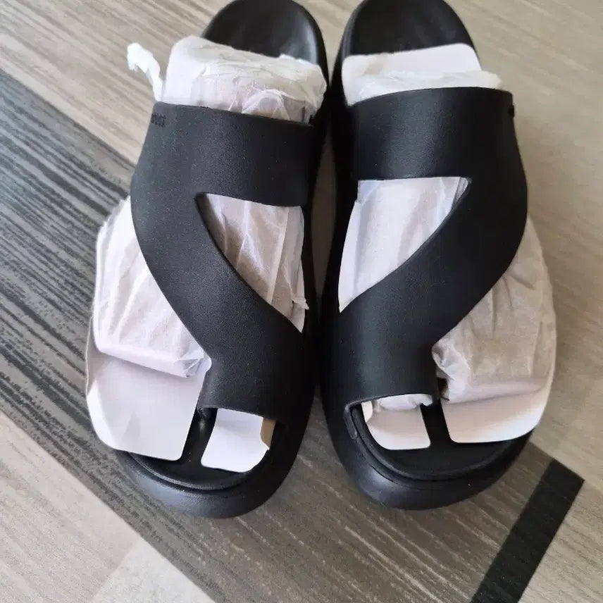 [BUNJANG] Crocs Sandals / 크록스