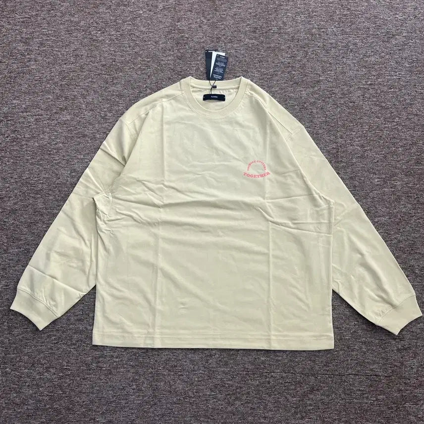 [BUNJANG] Ilkorsso Beige Graphic Long Sleeve XXL / 새상품) 일꼬르소 베이지 그래픽 롱슬리브 XXL
