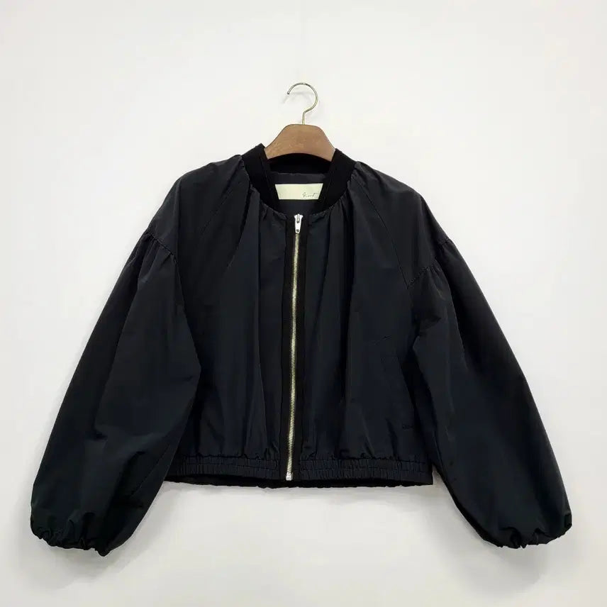 [BUNJANG] G-Cut Black Volume Sleeve Bomber Short Jacket / 지컷 블랙 볼륨 소매 봄버 숏자켓/55/앨리스/1668