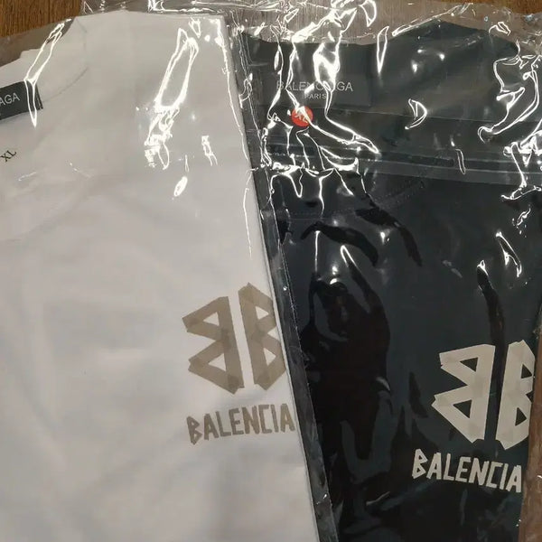 [BUNJANG] Balenciaga Logo T-Shirt White/Black XL / 발렌시아가 로고 반팔티 화이트/블랙 XL