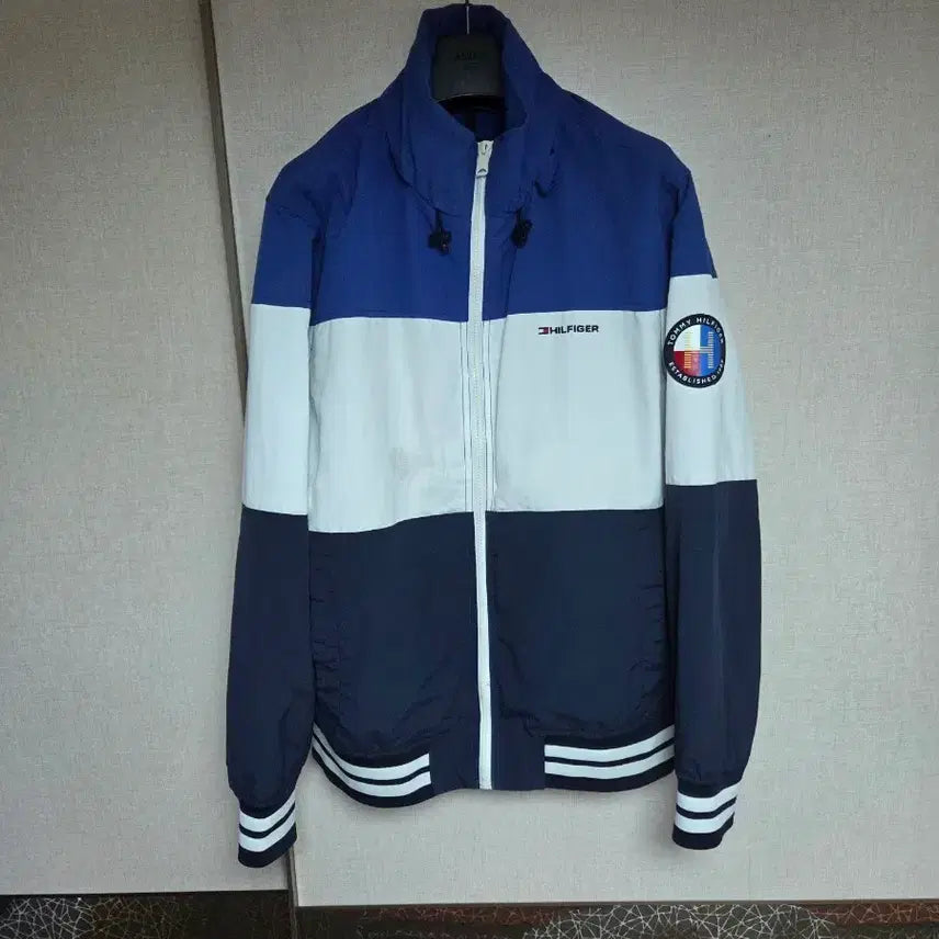 [BUNJANG] Tommy Hilfiger Fall/Winter Windbreaker Jacket / 타미힐피거 추동 바람막이 자켓 100