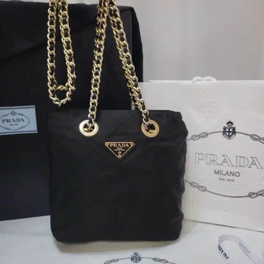[BUNJANG] Prada Re-Nylon Quilted Chain Shoulder Bag / 프라다 리나일론 퀼팅 체인 숄더백