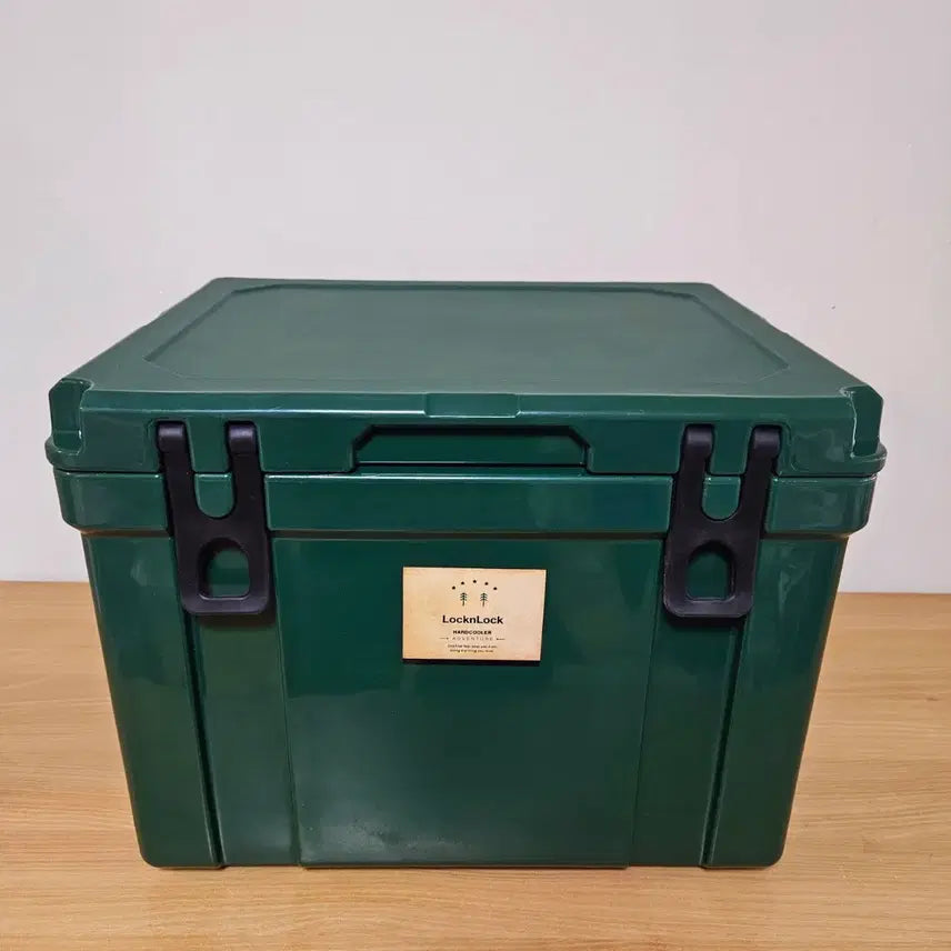 [BUNJANG] Lock & Lock 25L Hard Cooler Ice Box - Khaki / (새제품)락앤락 25L 하드 쿨러, 25리터 카키색 아이스박스