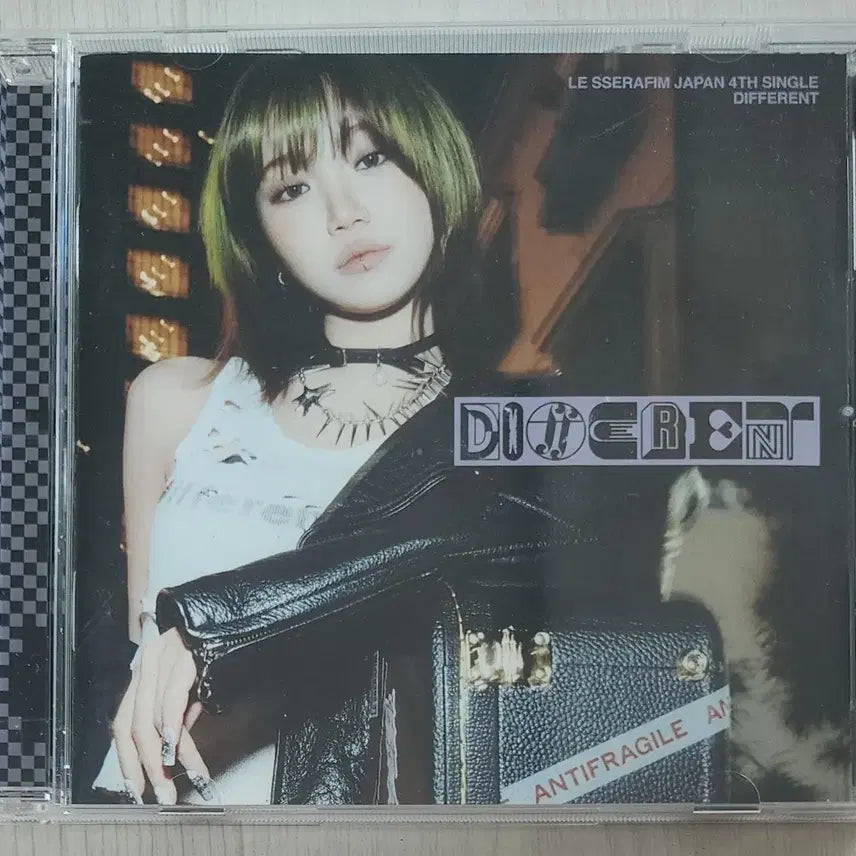 [BUNJANG] LE SSERAFIM Chaewon 'DIFFERENT' Japanese 4th Single Jacket Version CD / [CD] 르세라핌 일본 4번째 싱글 'DIFFERENT' 김채원 자켓버전
