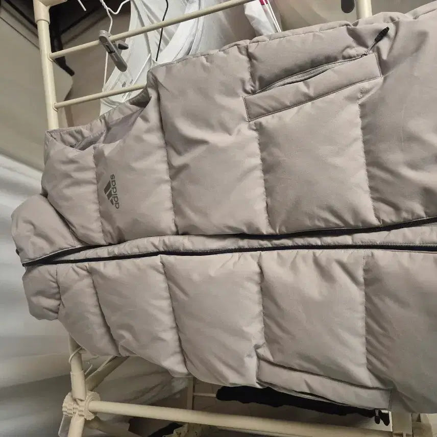 [BUNJANG] Adidas Padded Vest Beige Size 95 / 아디다스 패딩 베스트 베이지 95