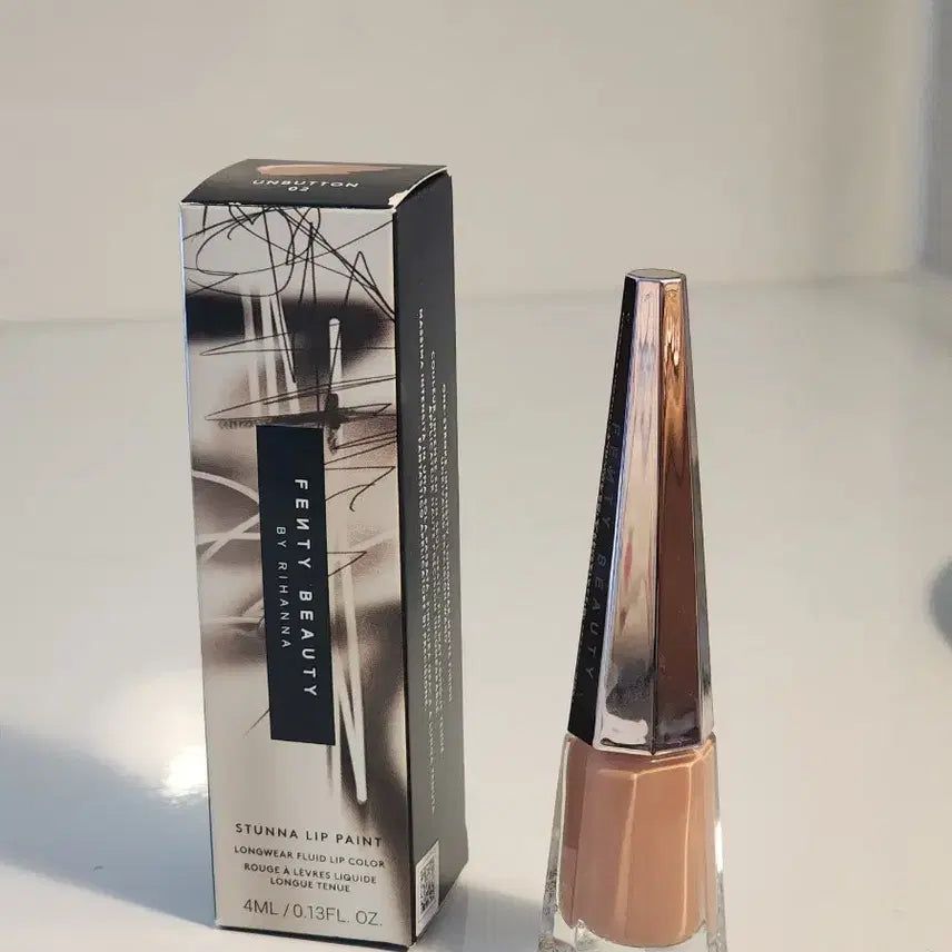 [BUNJANG] Fenty Beauty Stunna Lip Paint Unbuttoned / 펜티 뷰티 스터너 립 페인트 언버튼색상 새상품