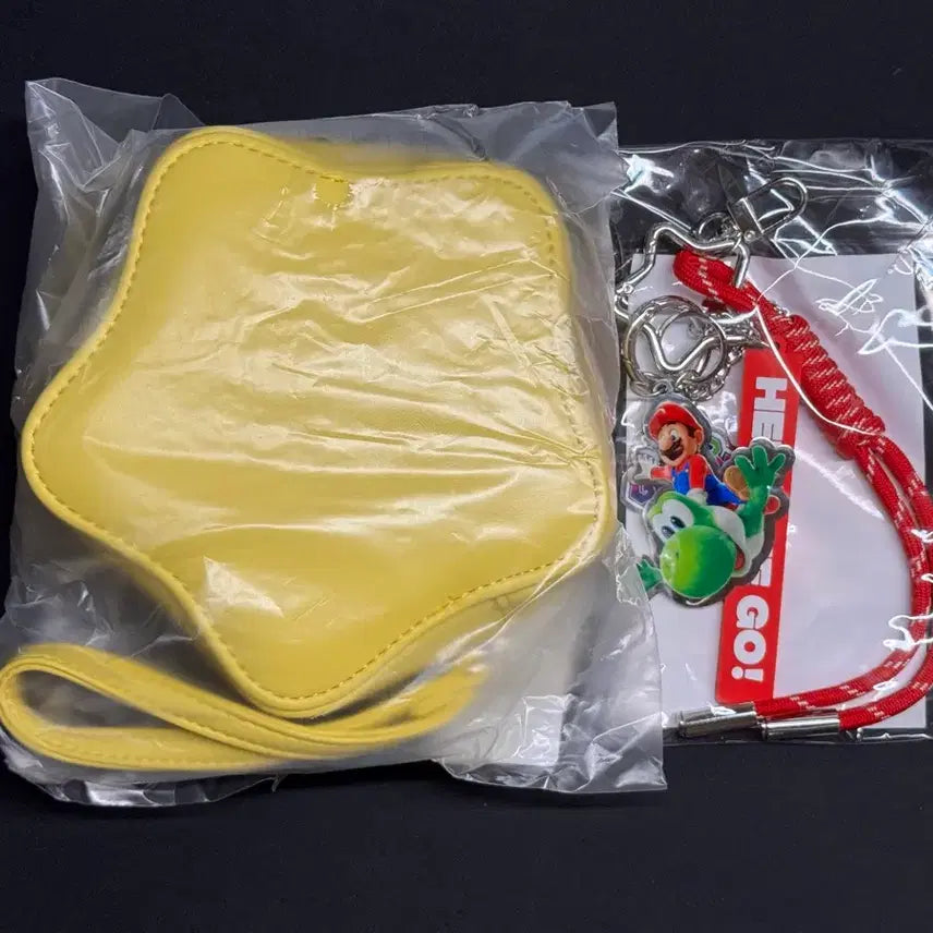 [BUNJANG] Amore Mall Star Pouch + Super Mario Keychain / 아모레몰 별 파우치 + 슈퍼마리오 키링