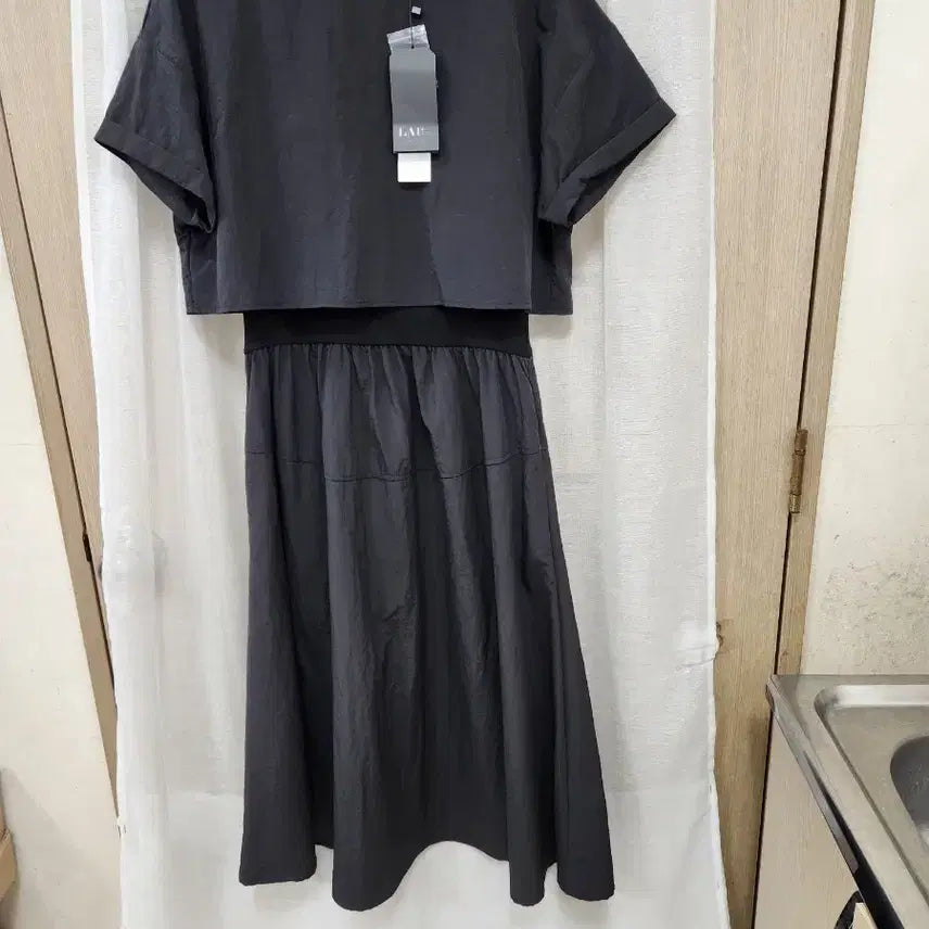 [BUNJANG] LAP Black Crinkled Fabric Midi Dress (New) / lap 바스락 원피스 m (새상품)