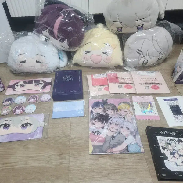 [BUNJANG] ISEGYE IDOL Bundle Set / 이세계아이돌 굿즈 일괄
