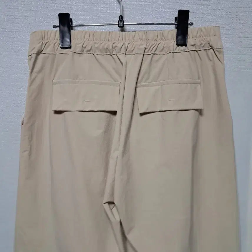 [BUNJANG] Giverny Beige Cargo Shorts L / (신상품) 지베르니 베이지색 카고 반바지 L 가격더내림
